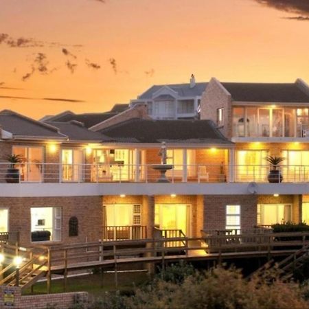 Kelly'S Beachfront Apartments Port Alfred Exteriör bild