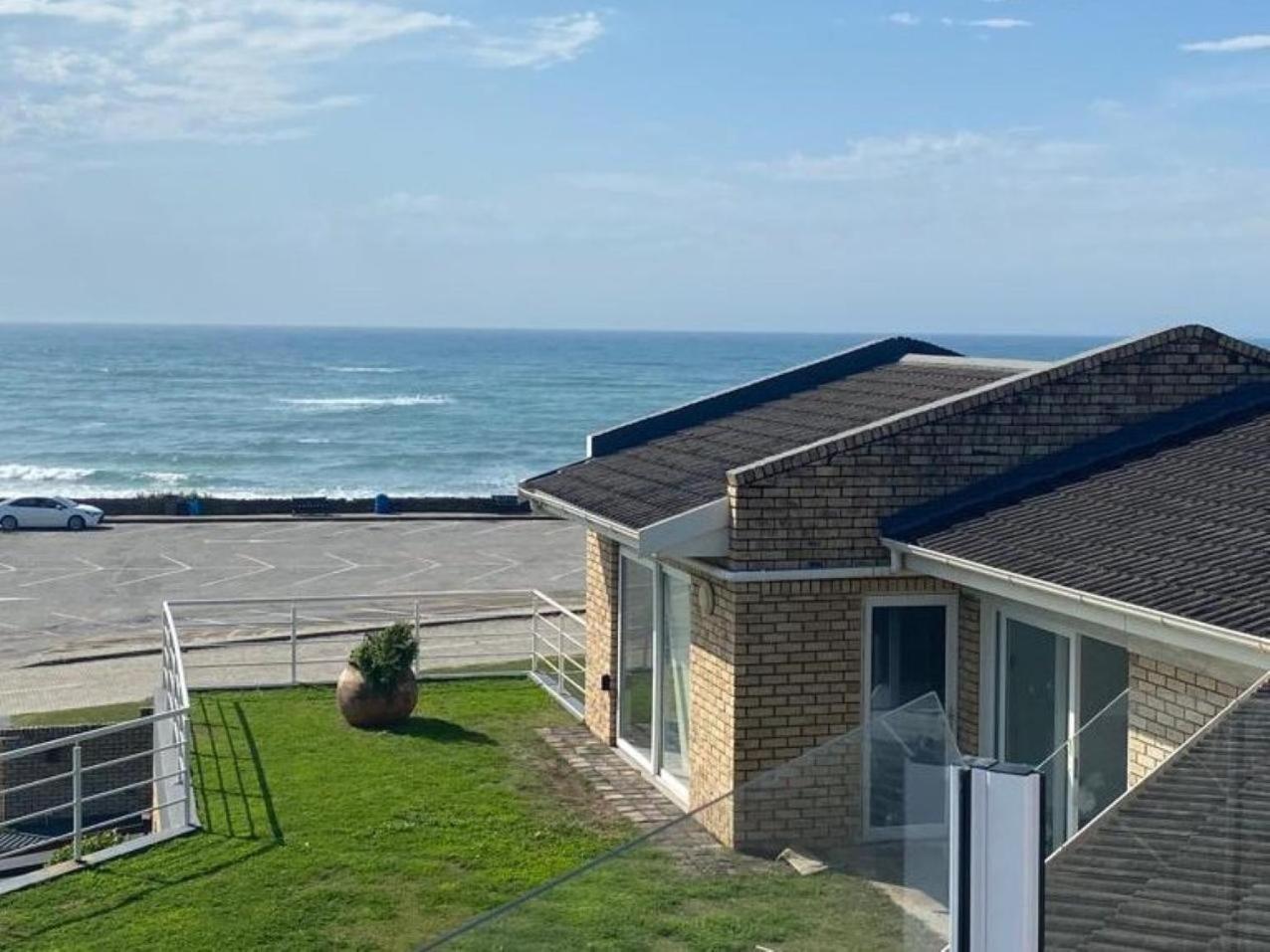 Kelly'S Beachfront Apartments Port Alfred Rum bild
